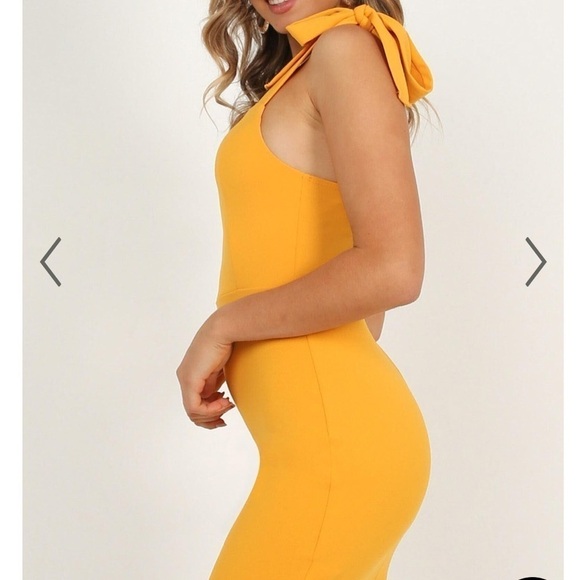 67. BLUE BLUSH Yellow Mini Dress - Picture 4 of 11